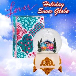 ON HAND TAYLOR SWIFT LIMITED EDITION LOVER SNOW GLOBE